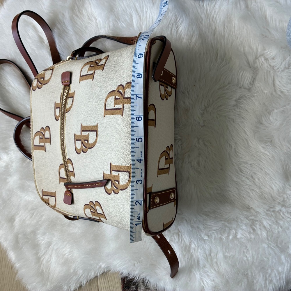 Dooney & Bourke Monogram Cream Tan Leather Trim Gold hardware Backpack Bag - Picture 10 of 16